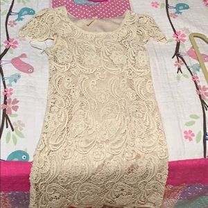 Lace cream dress